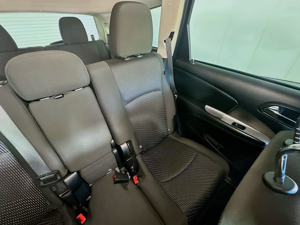 Used 2018 Dodge Journey SE image 14