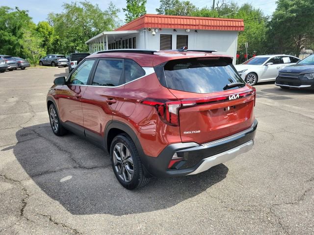 Used 2024 Kia Seltos S FWD image 3
