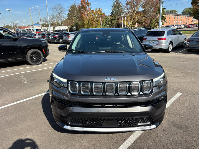 Used 2022 Jeep Compass Limited w/ Elite Group AWD/4WD image 8