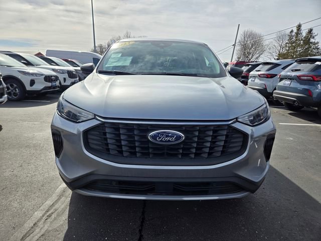 Used 2023 Ford Escape Active image 2