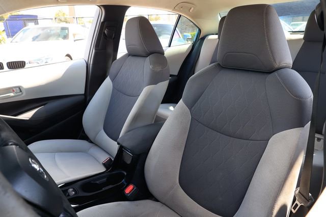 Used 2022 Toyota Corolla LE image 6