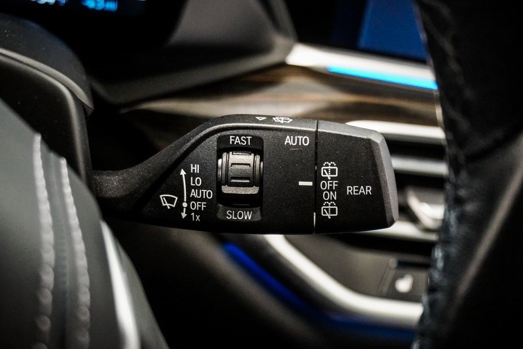 Used 2021 BMW X5 xDrive45e w/ Premium Package image 23