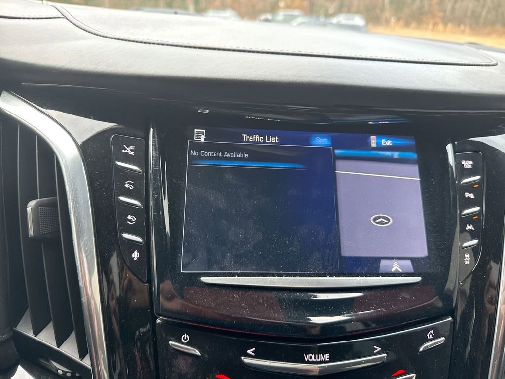 Used 2020 Cadillac Escalade Platinum image 27