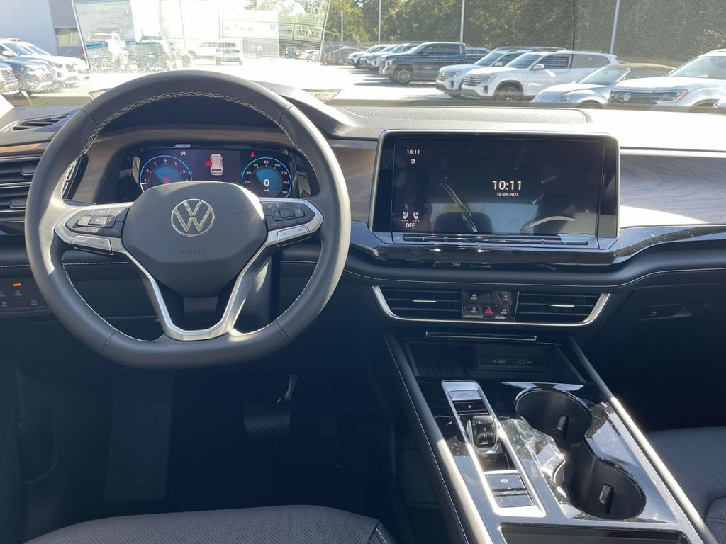New 2026 Volkswagen Atlas SE FWD image 13