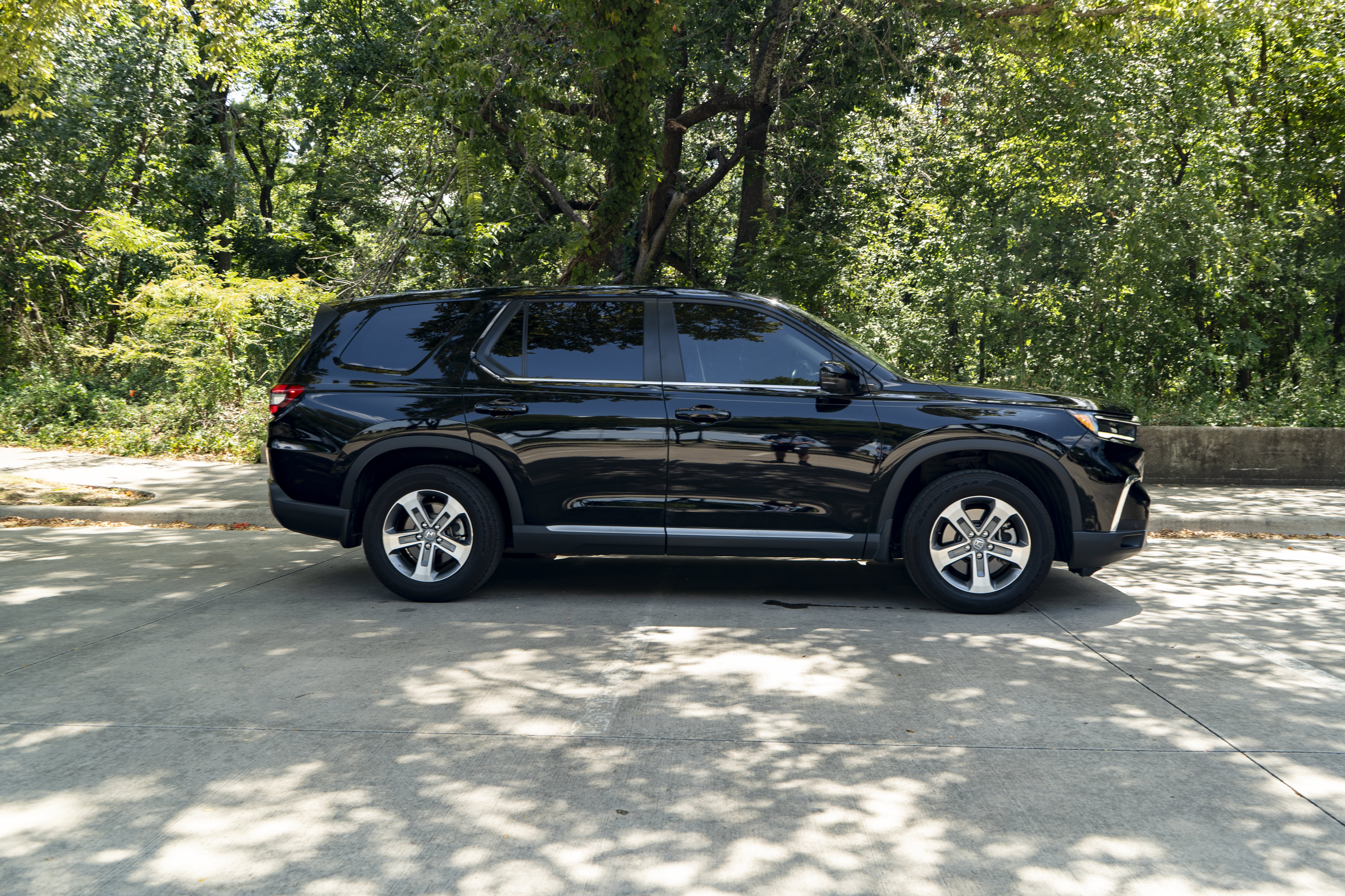 Certified 2025 Honda Pilot EX-L image 10