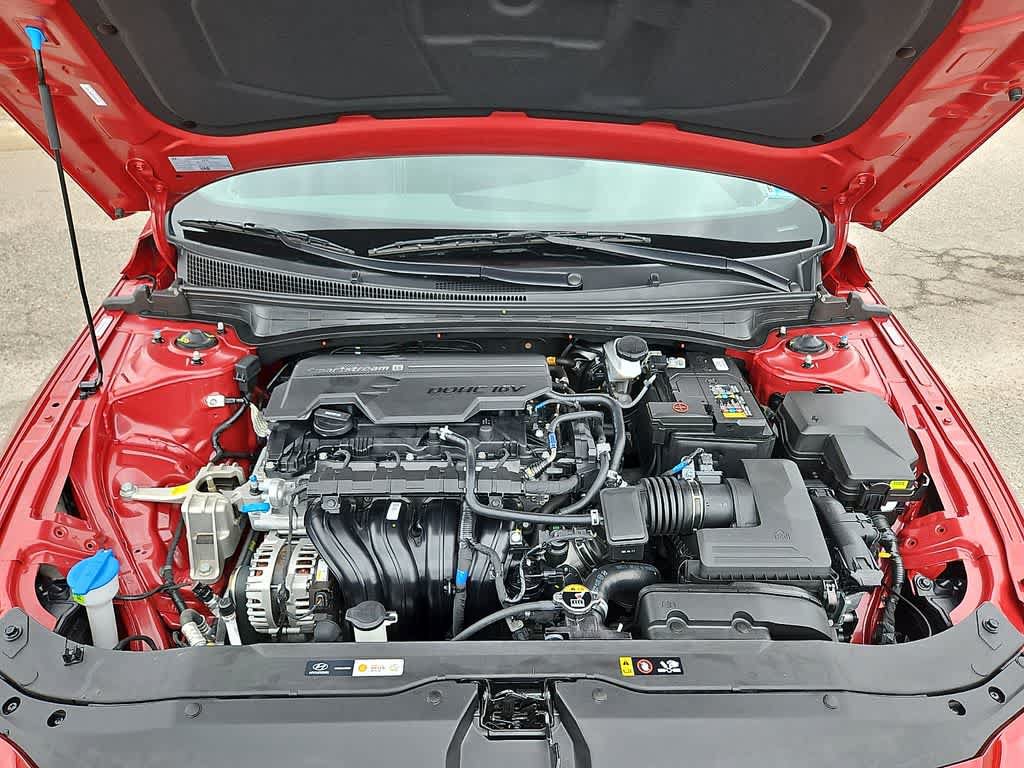 Certified 2025 Hyundai Elantra Sport FWD image 27