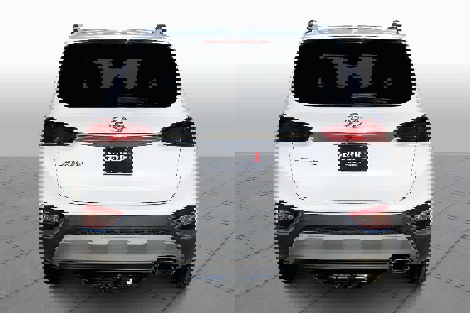 Used 2019 Hyundai Santa Fe SEL image 4