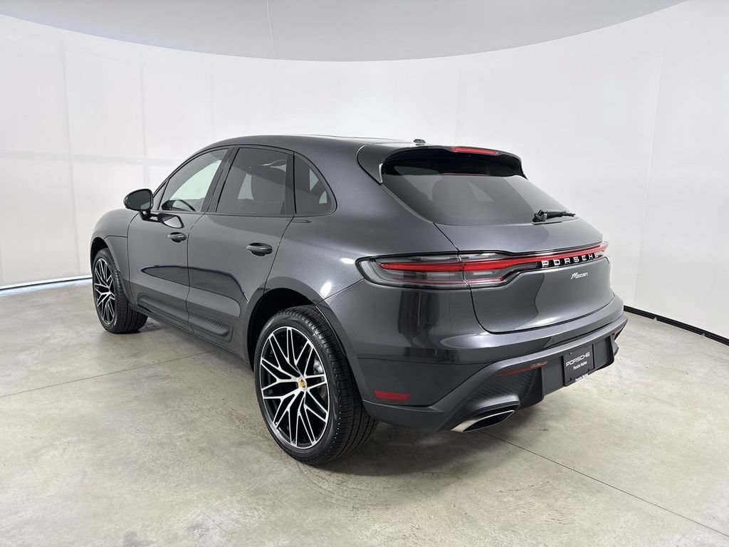 New 2026 Porsche Macan AWD/4WD image 3