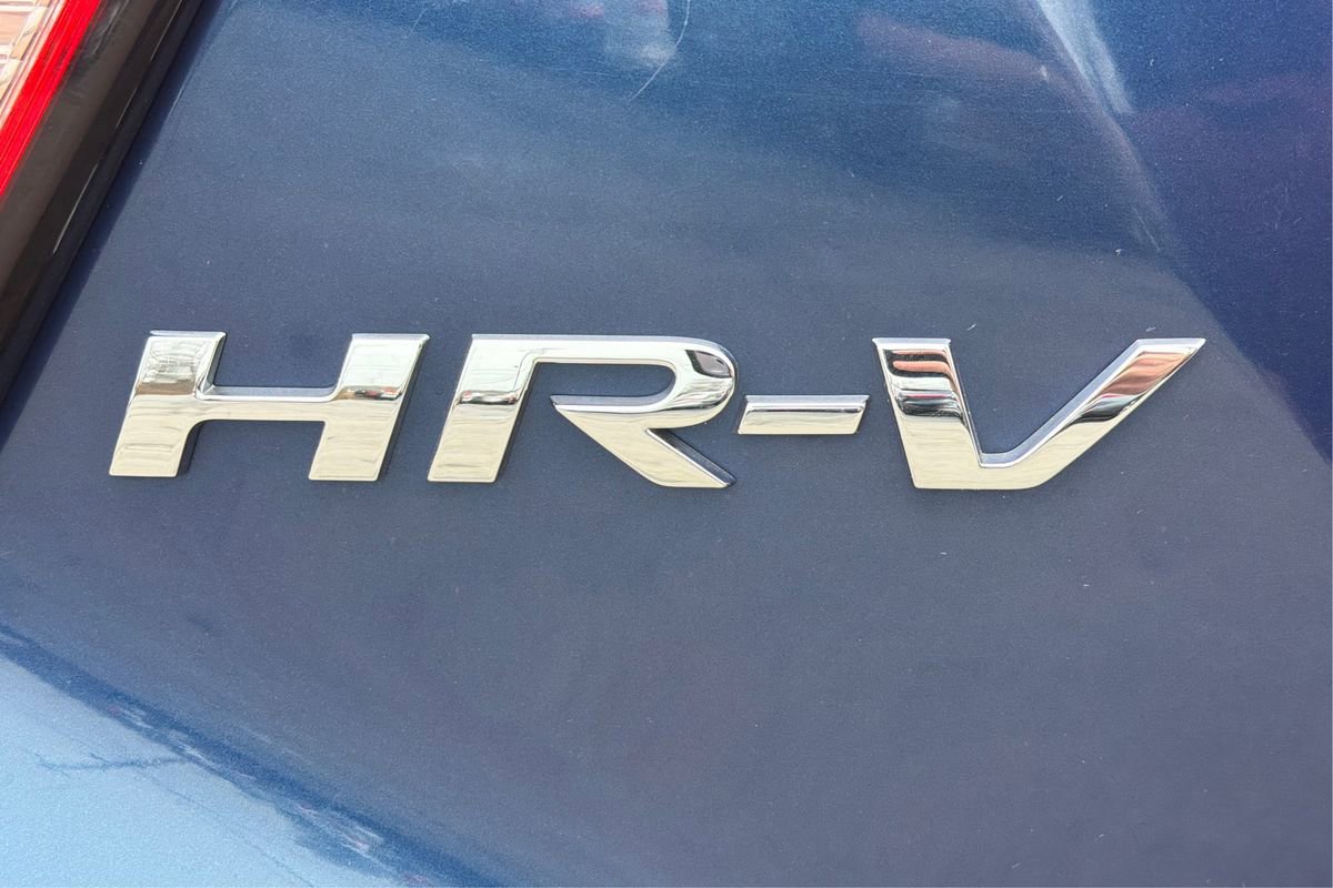 Used 2017 Honda HR-V LX image 23