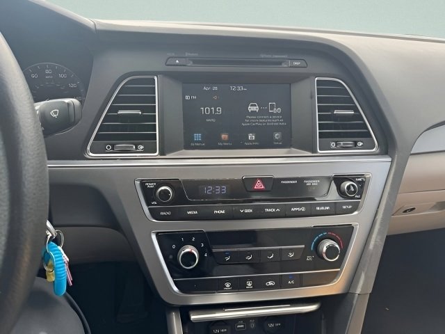 Used 2017 Hyundai Sonata SE FWD image 20