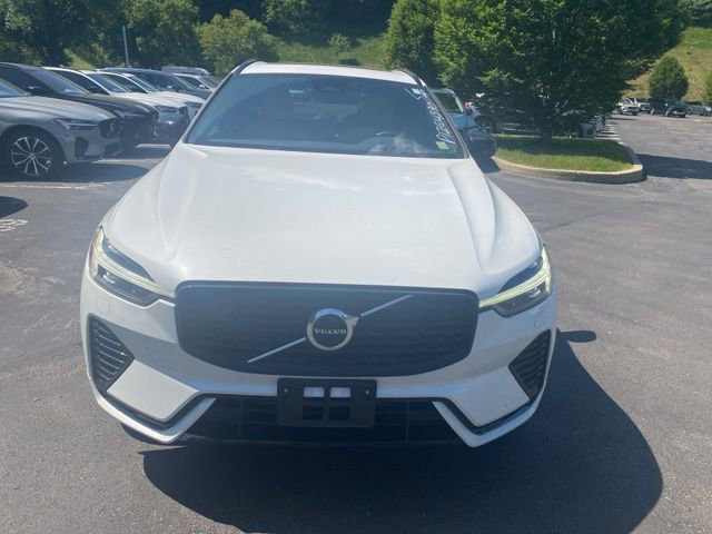 Used 2023 Volvo XC60 T8 Ultimate w/ Climate Package AWD/4WD image 5