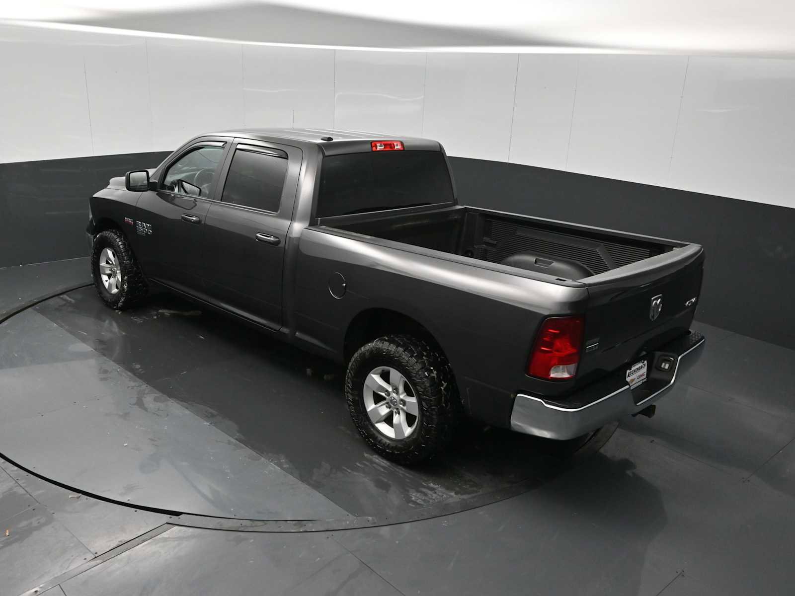 Used 2021 RAM 1500 Classic SLT image 14
