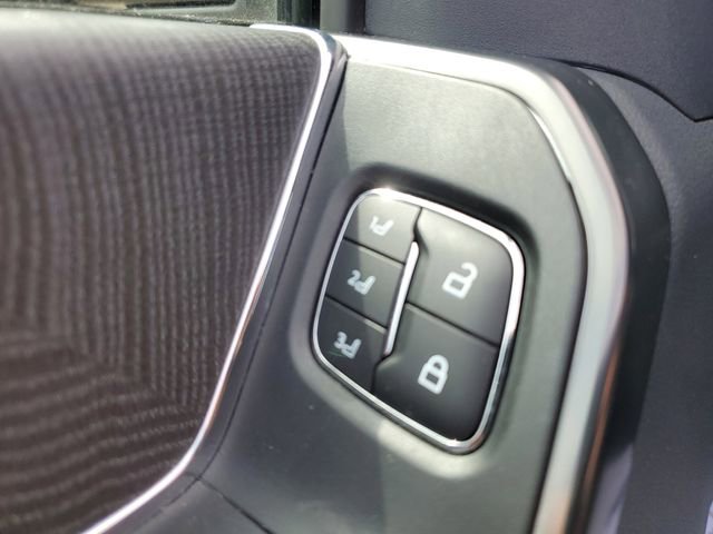 Used 2024 Ford F250 Platinum AWD/4WD image 22