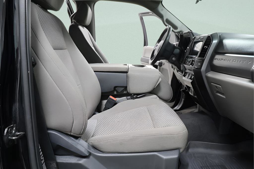 Used 2022 Ford F250 XLT w/ XLT Value Package image 25