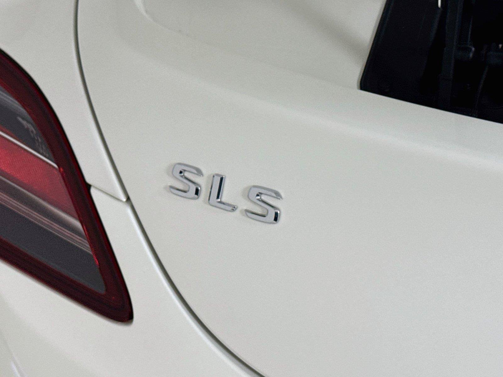 Used 2012 Mercedes-Benz SLS AMG Roadster image 37