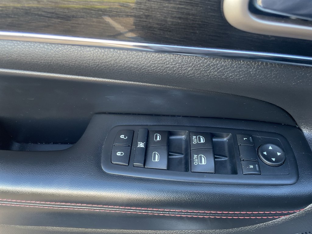 Used 2016 Jeep Grand Cherokee Limited 75th Anniversary image 20