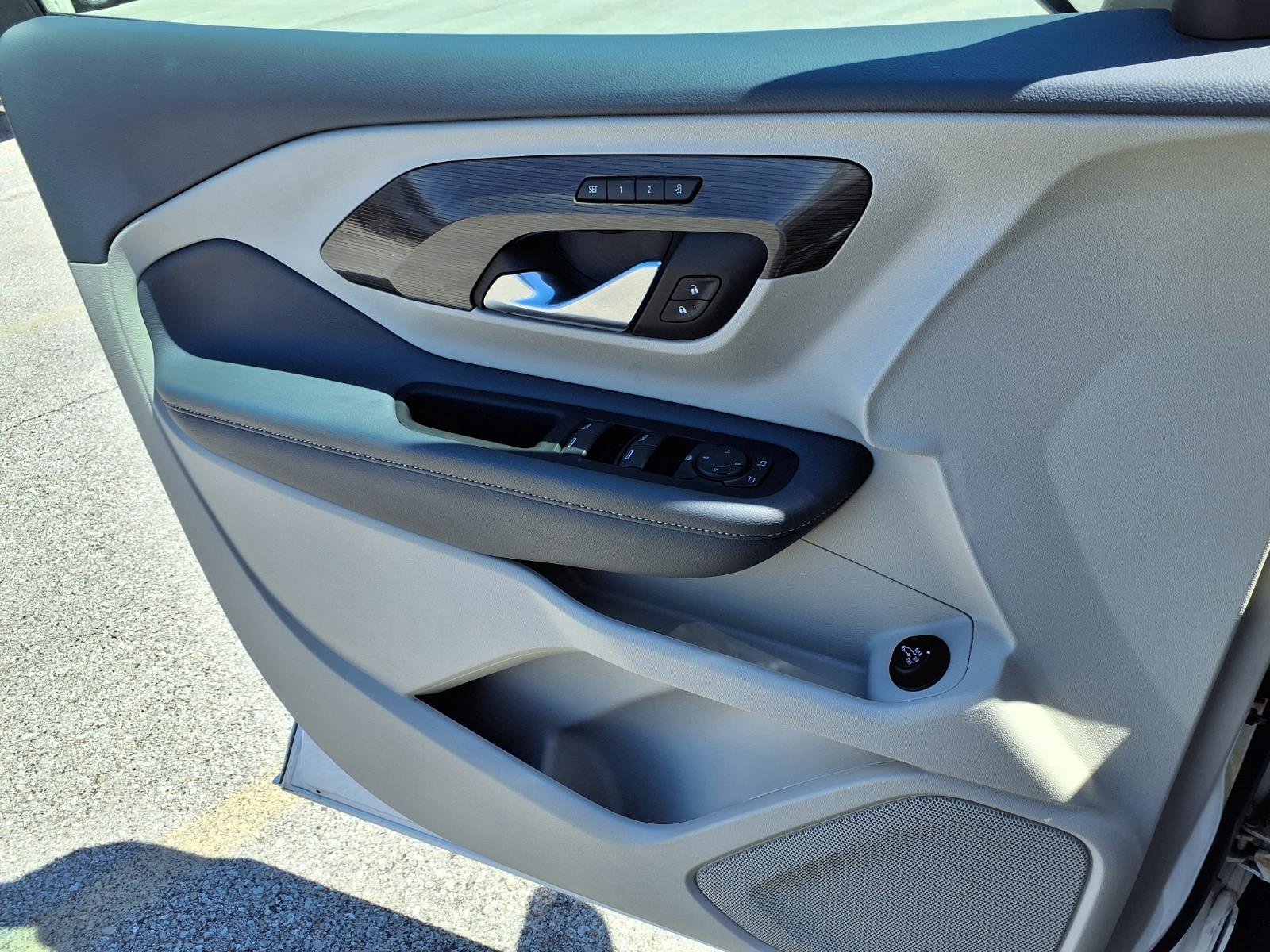 Used 2023 GMC Terrain Denali AWD/4WD image 26