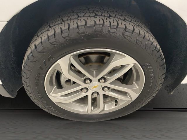 Used 2017 Chevrolet Equinox Premier w/ Enhanced Convenience Package AWD/4WD image 26