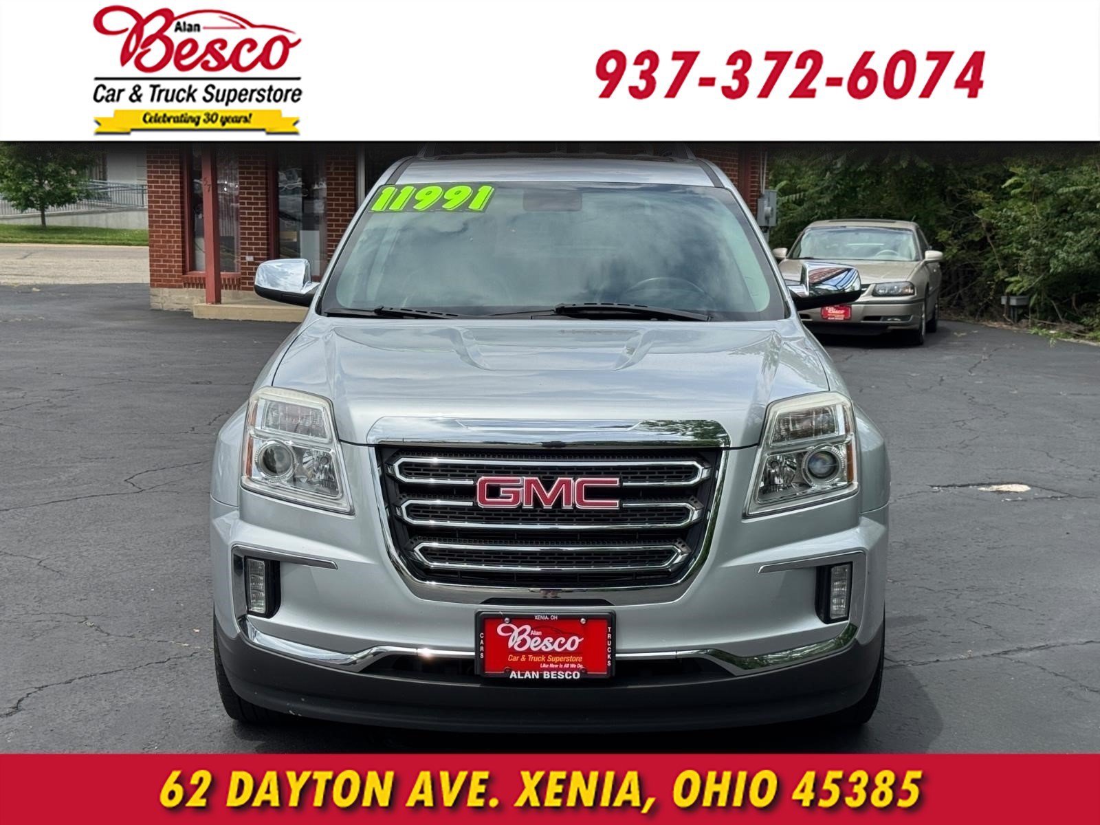 Used 2016 GMC Terrain SLT w/ Open Road Package FWD image 2