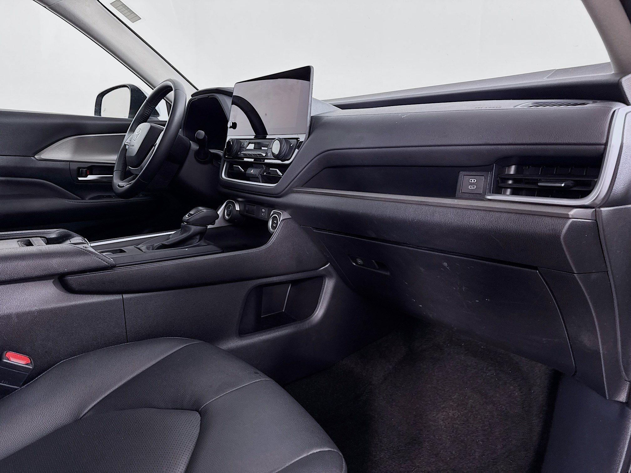 Certified 2025 Toyota Grand Highlander AWD image 30