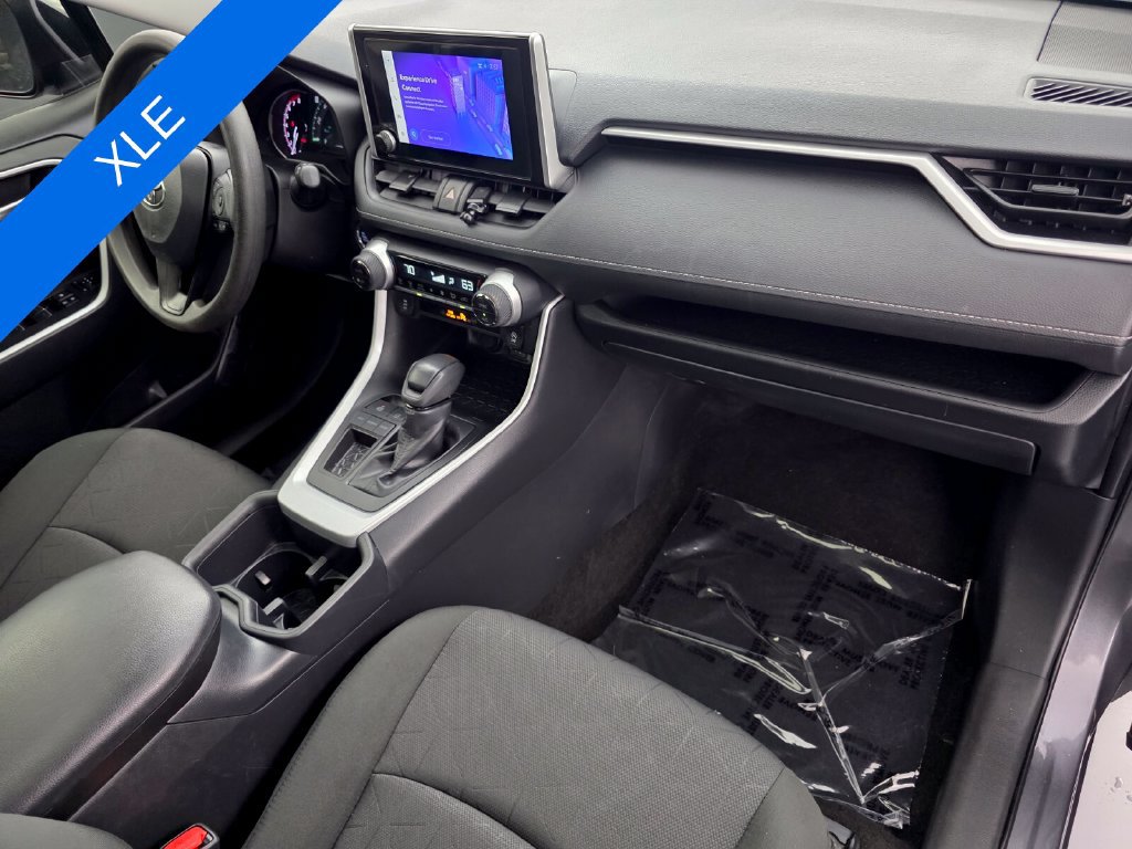 Used 2025 Toyota RAV4 XLE w/ Convenience Package FWD image 28