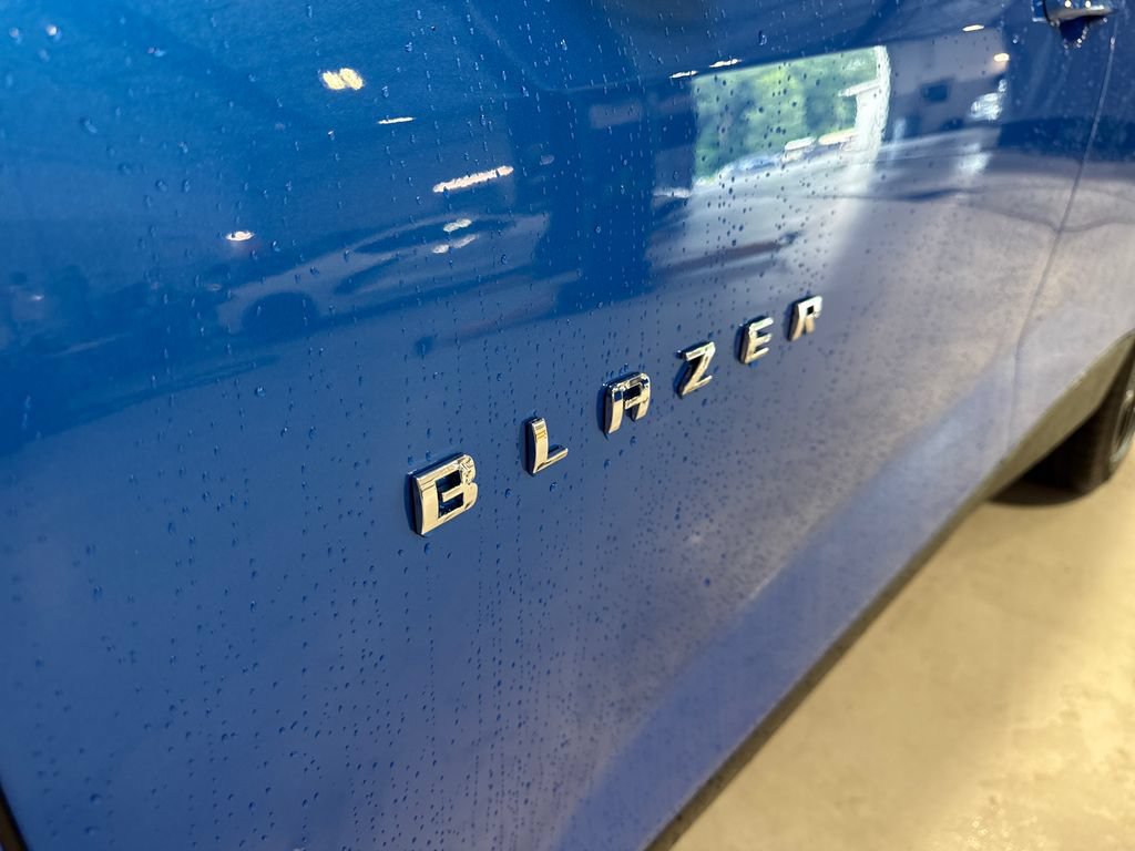 New 2026 Chevrolet Blazer LT w/ Convenience Package FWD image 53