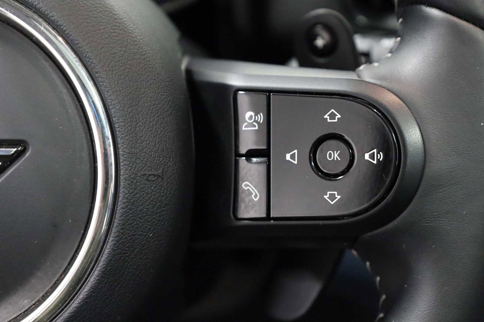 Used 2023 MINI Cooper Countryman S w/ Signature Upholstery Package image 26