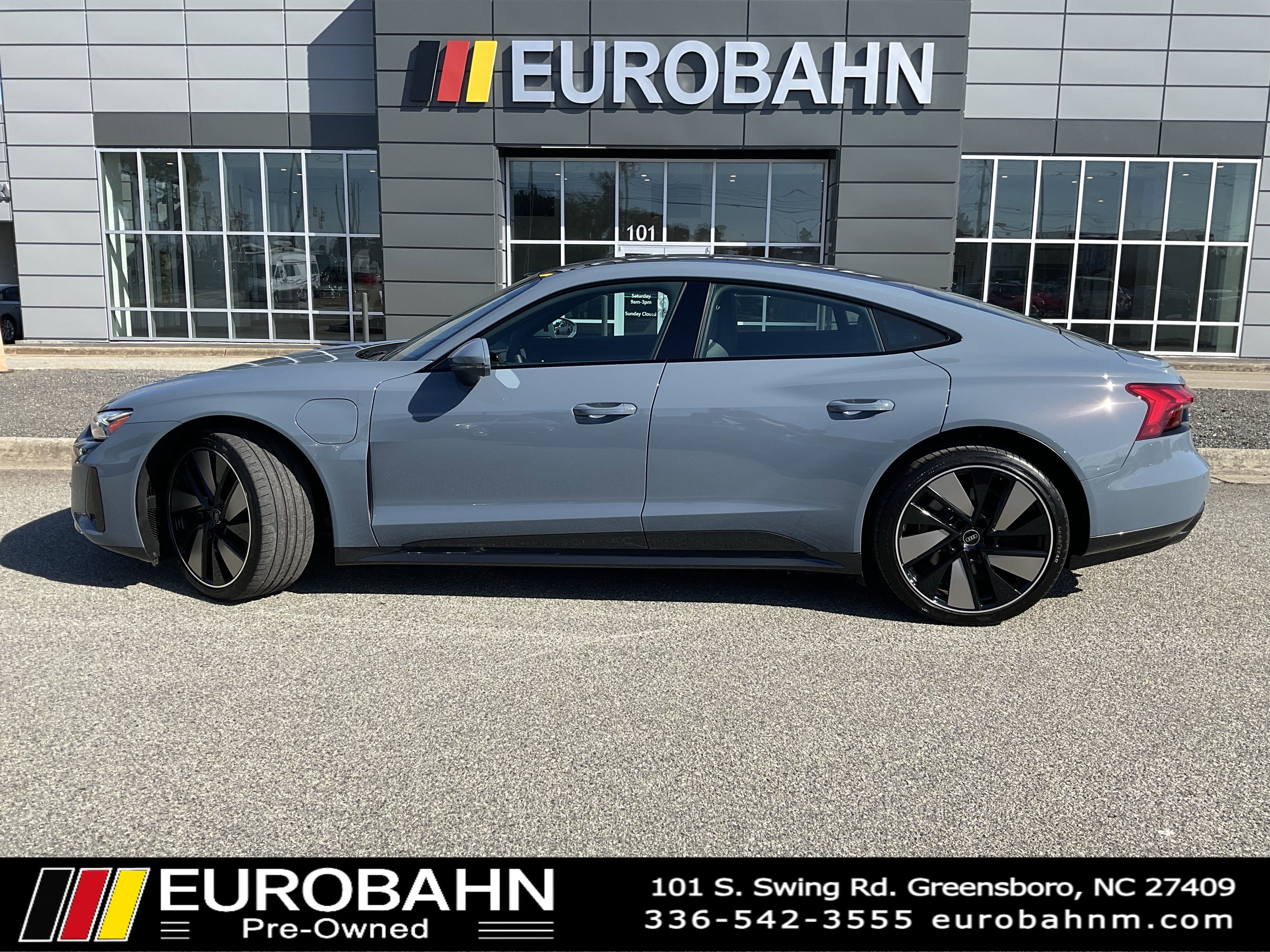 Used 2024 Audi e-tron GT Premium Plus image 2