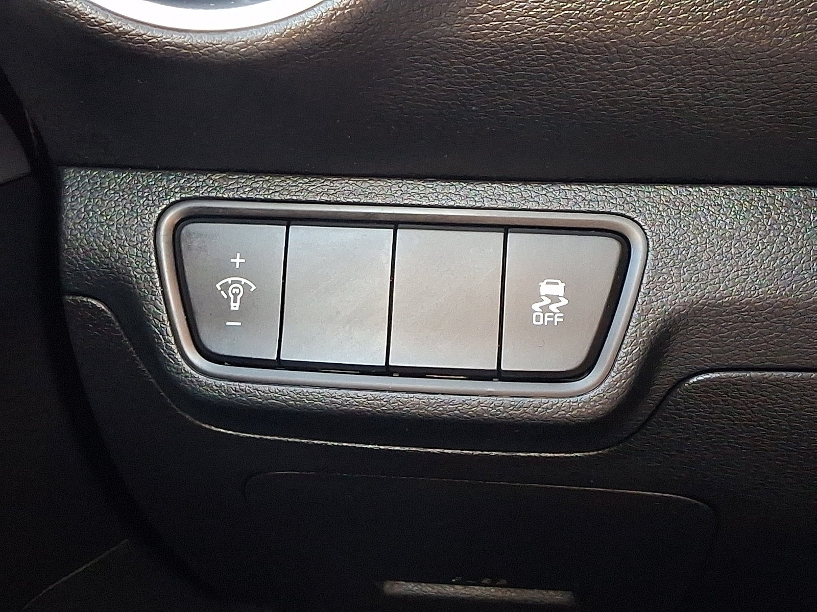 Used 2023 Kia Forte LXS FWD image 23