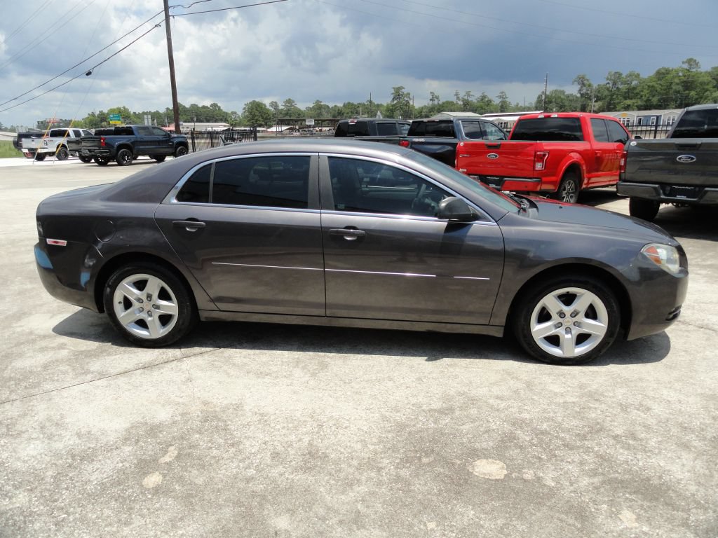 Used 2010 Chevrolet Malibu LS FWD image 5