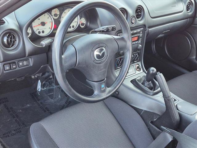 Used 2003 MAZDA MX-5 Miata LS RWD image 6