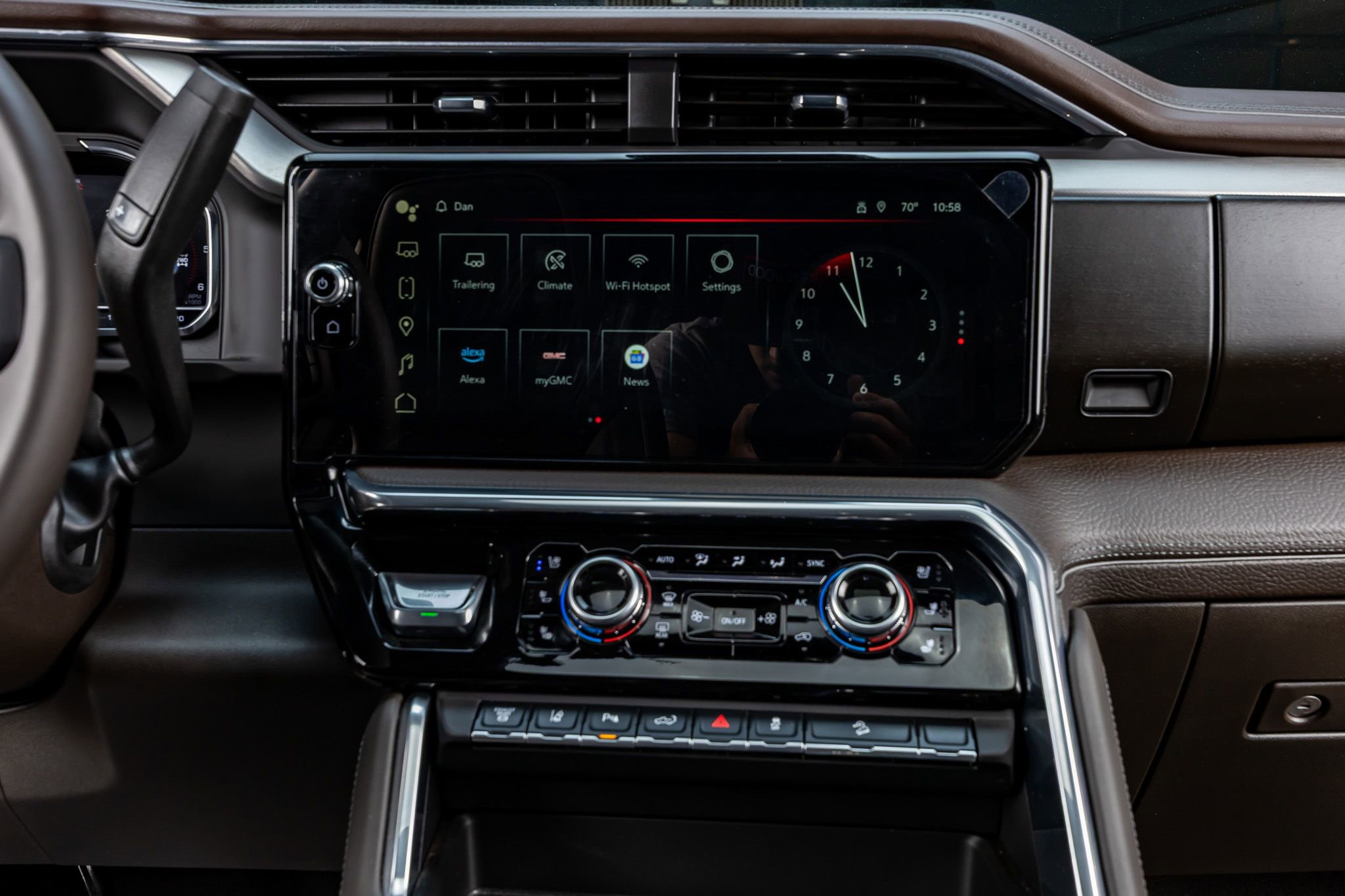 Used 2025 GMC Sierra 2500 Denali w/ Denali Reserve Package image 24