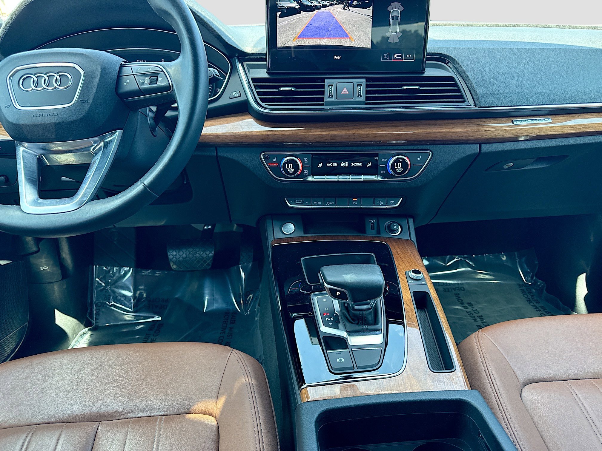 Used 2021 Audi Q5 2.0T Premium w/ Convenience Package AWD/4WD image 18