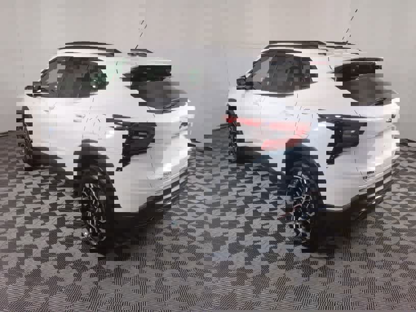 Used 2024 Chevrolet Trax RS w/ Sunroof Package image 19