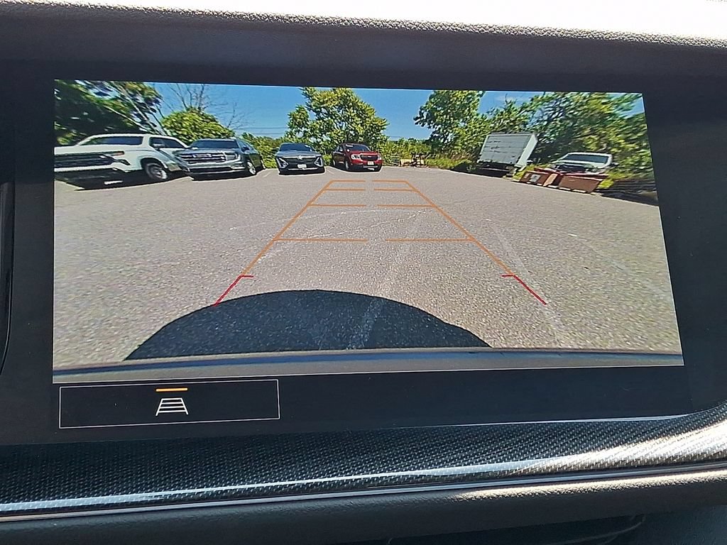 Used 2023 Buick Envision Essence w/ Sport Touring Package AWD/4WD image 4