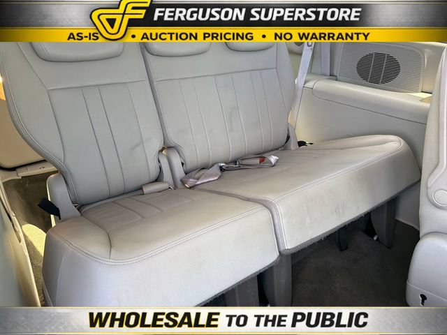 Used 2006 Chrysler Town & Country Touring FWD image 28