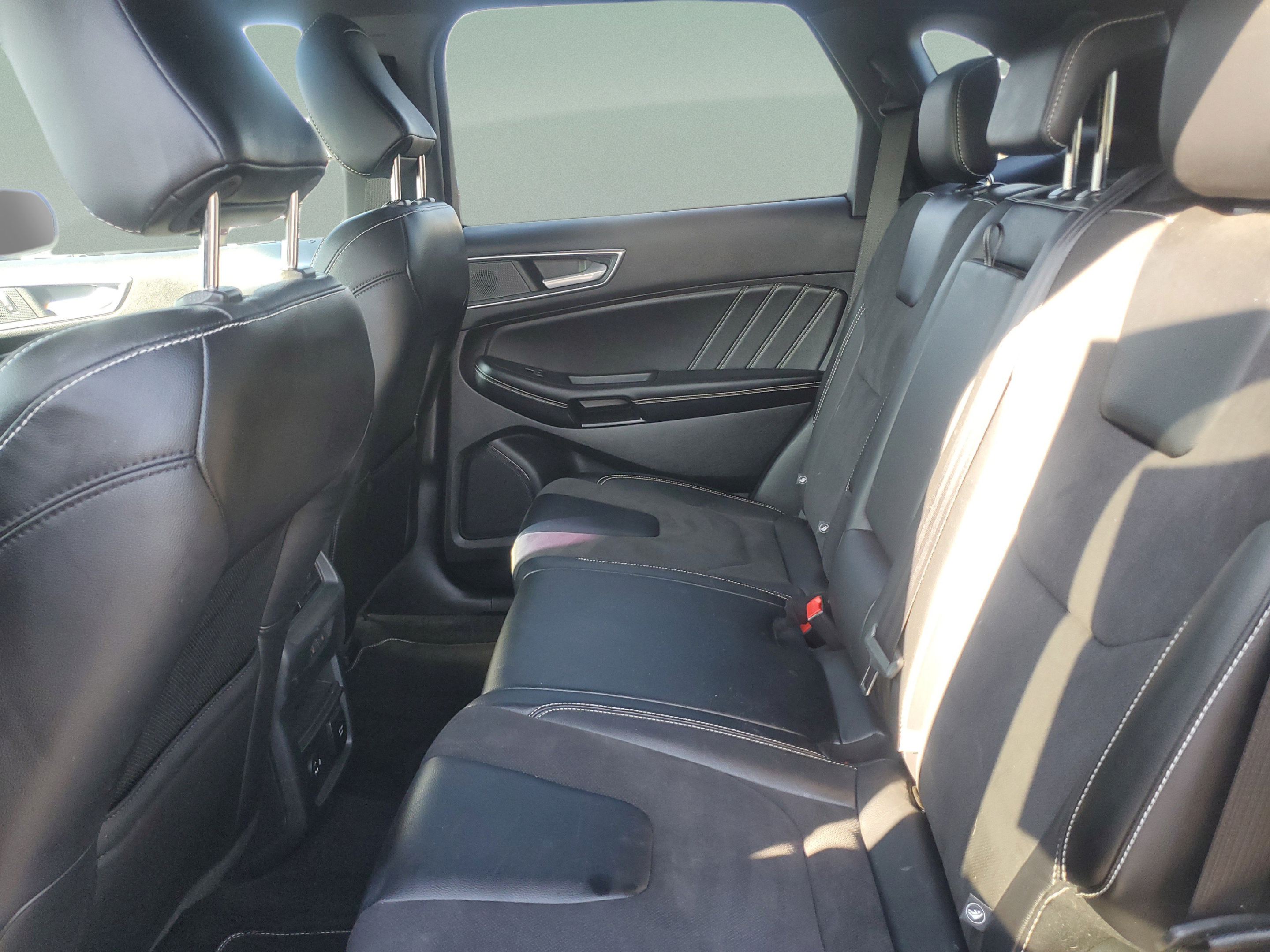 Certified 2022 Ford Edge ST w/ Equipment Group 401A AWD/4WD image 9