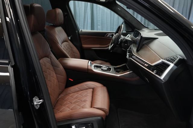Used 2024 BMW X7 xDrive40i w/ Executive Package AWD/4WD image 81