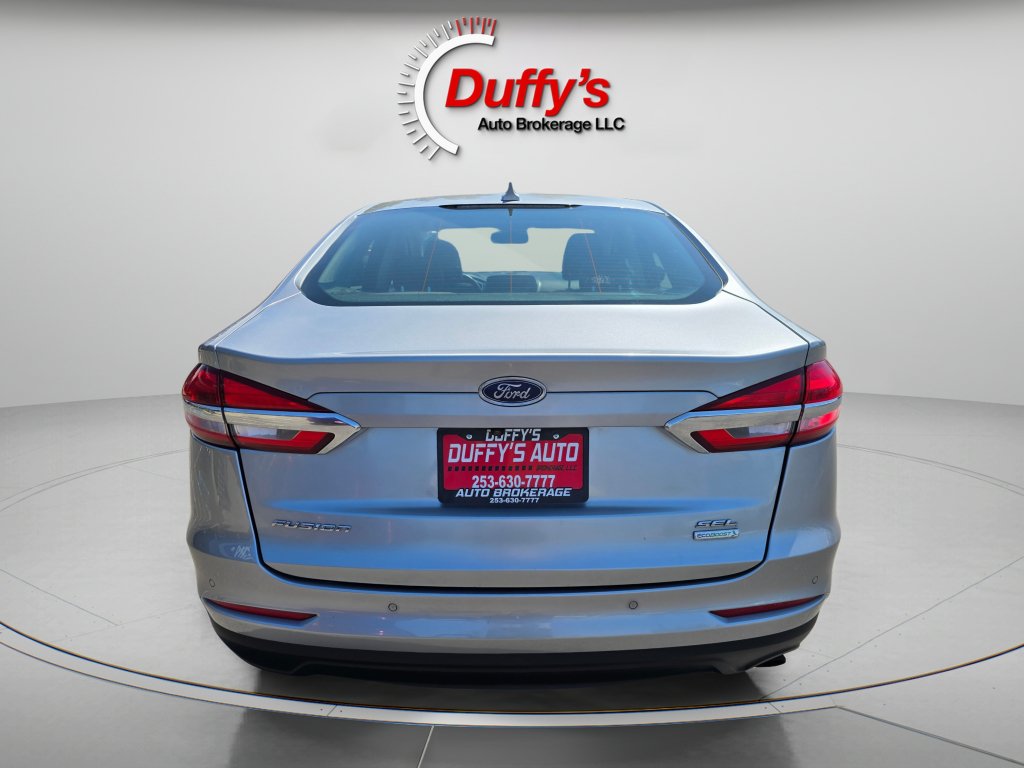 Used 2020 Ford Fusion SEL FWD image 18