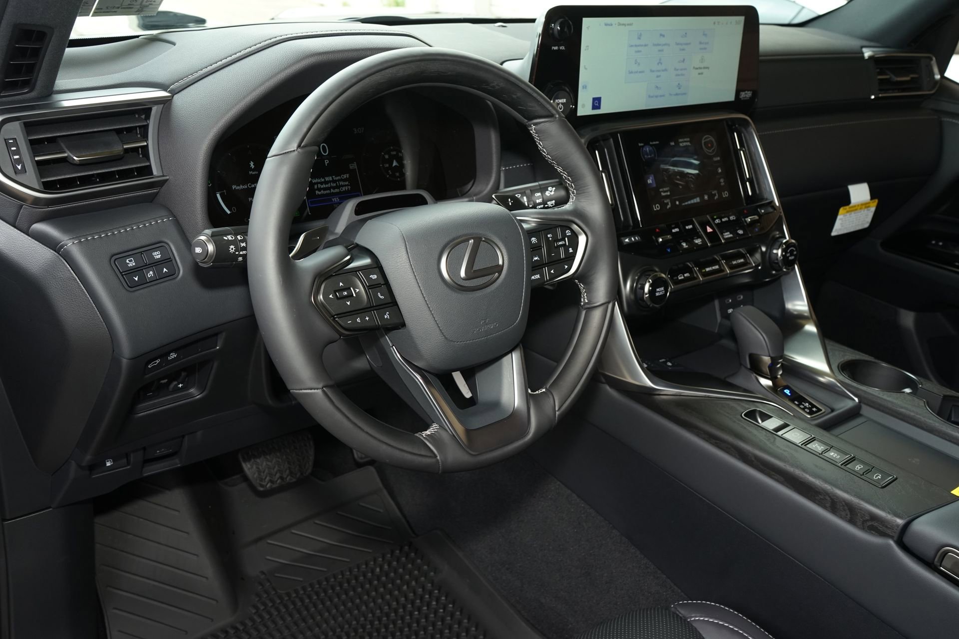 Used 2026 Lexus LX 700h Luxury AWD/4WD image 8