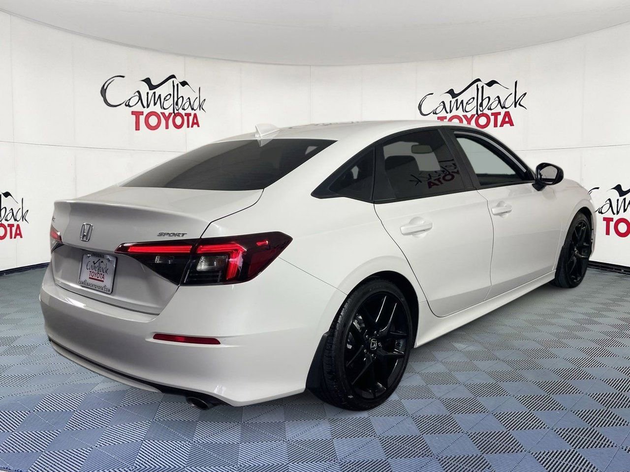 Used 2025 Honda Civic Sport image 8