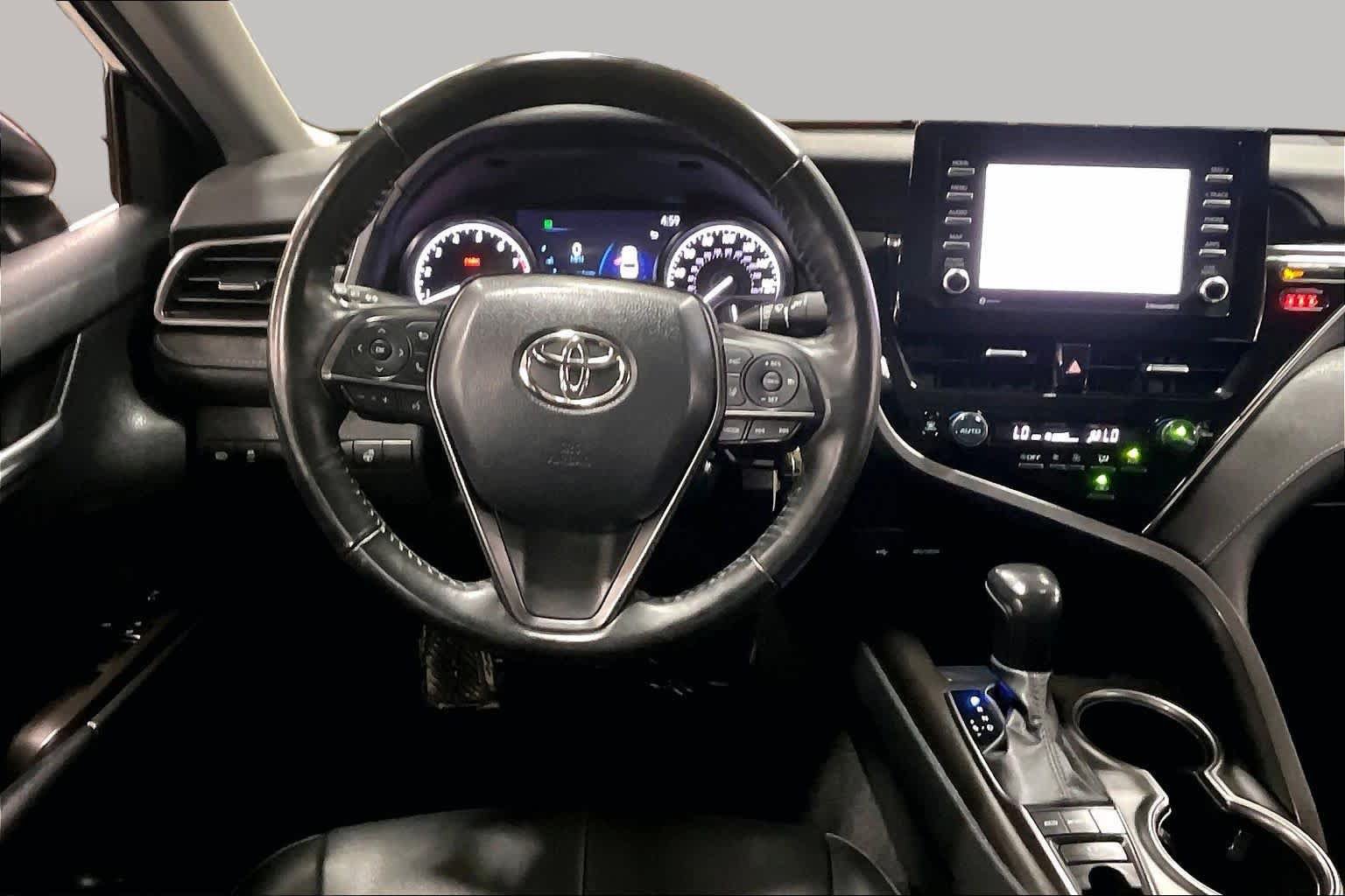 Used 2023 Toyota Camry SE w/ Cold Weather Package AWD/4WD image 6