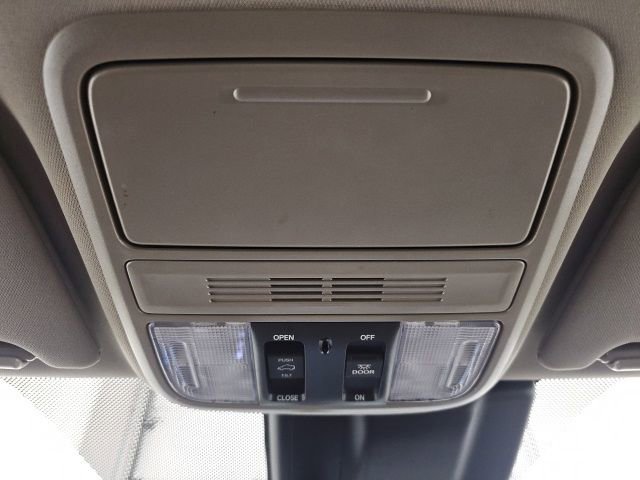 Used 2019 Honda Odyssey EX-L image 27