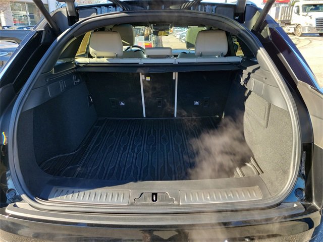 Used 2018 Land Rover Range Rover Velar R-Dynamic SE image 9