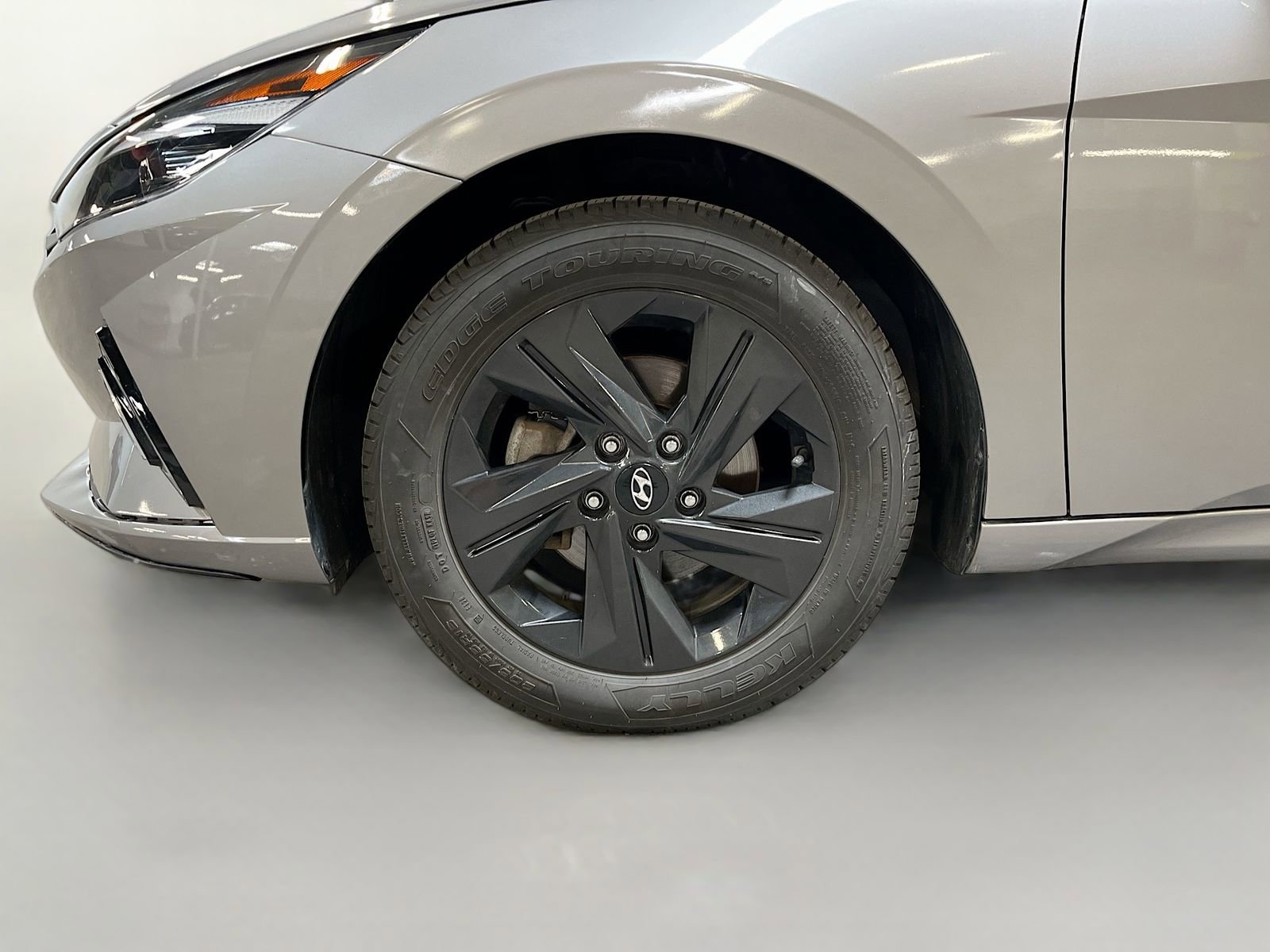 Used 2023 Hyundai Elantra SEL w/ Cargo Package FWD image 27