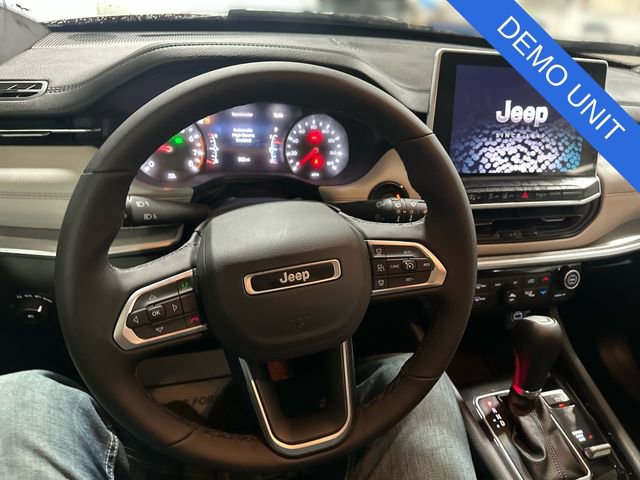 New 2026 Jeep Compass Limited image 14