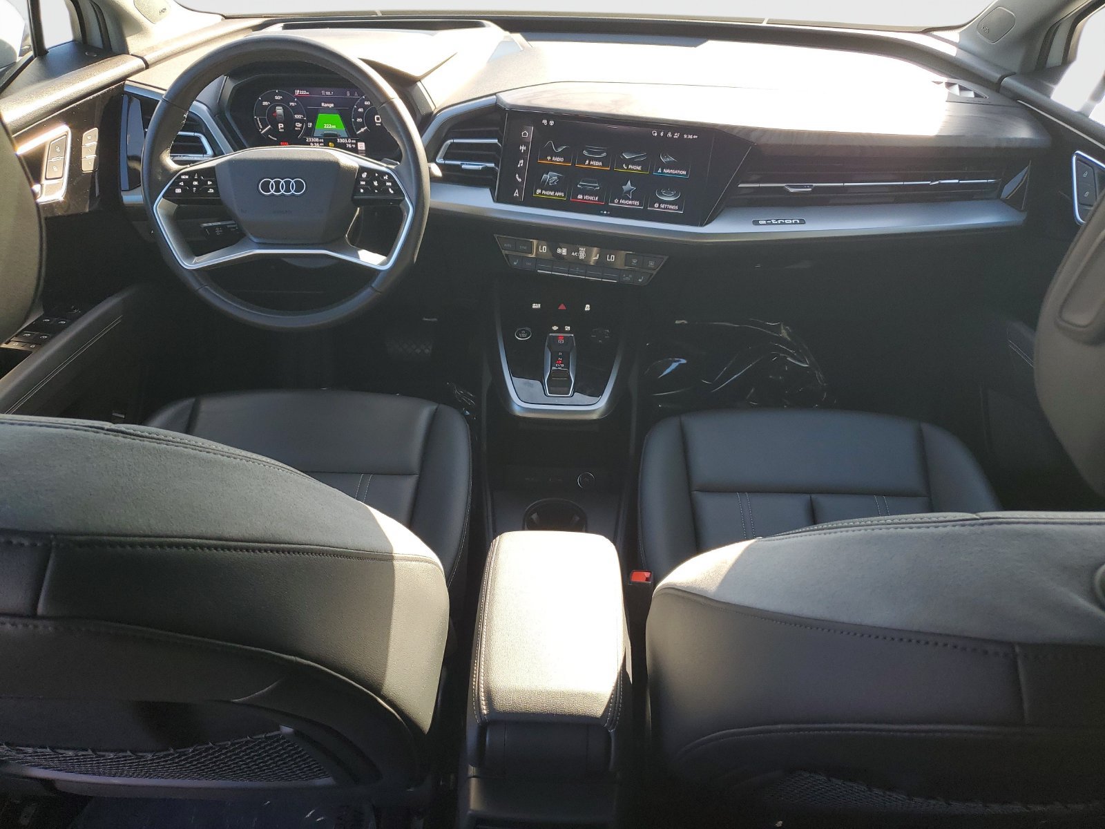 Used 2024 Audi Q4 e-tron Prestige AWD/4WD image 10
