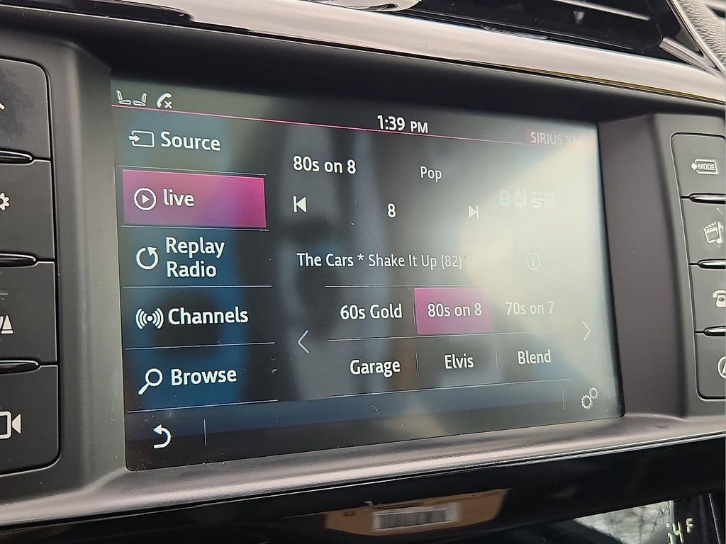 Used 2017 Jaguar F-PACE Premium image 17