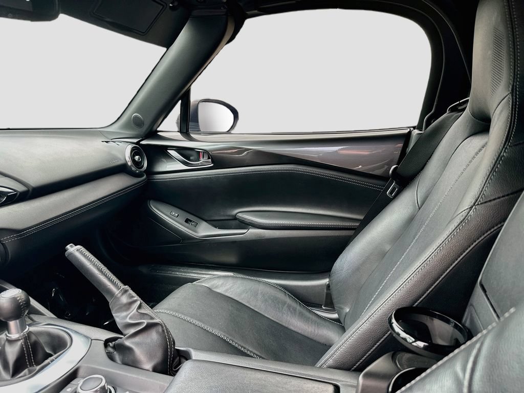 Used 2020 MAZDA MX-5 Miata Grand Touring RWD image 24