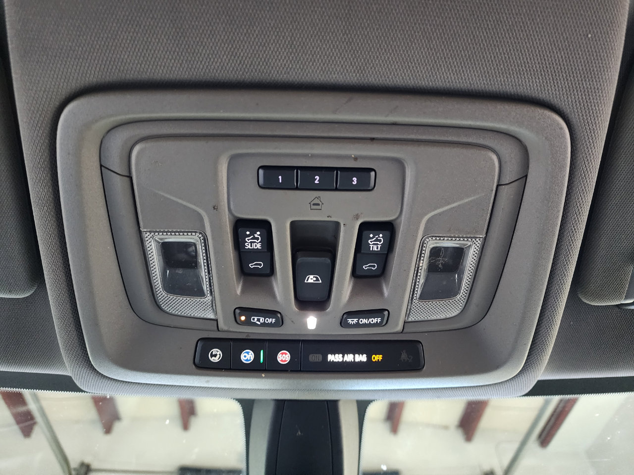 Used 2020 Chevrolet Silverado 1500 LT Trail Boss image 37